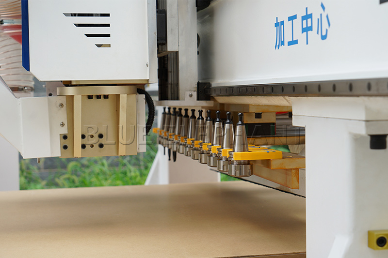 帶排鉆包開(kāi)料機(jī)